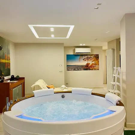 Suite169 In Apartment Bari